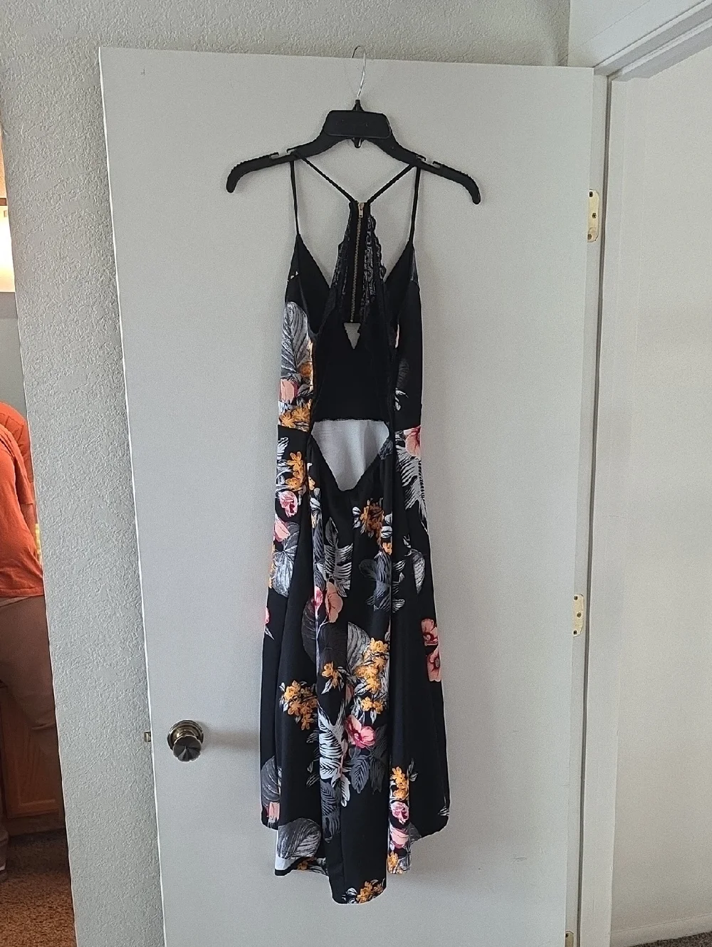 Charlotte Russe Hi-Low Floral Dress - Picture 2 of 4